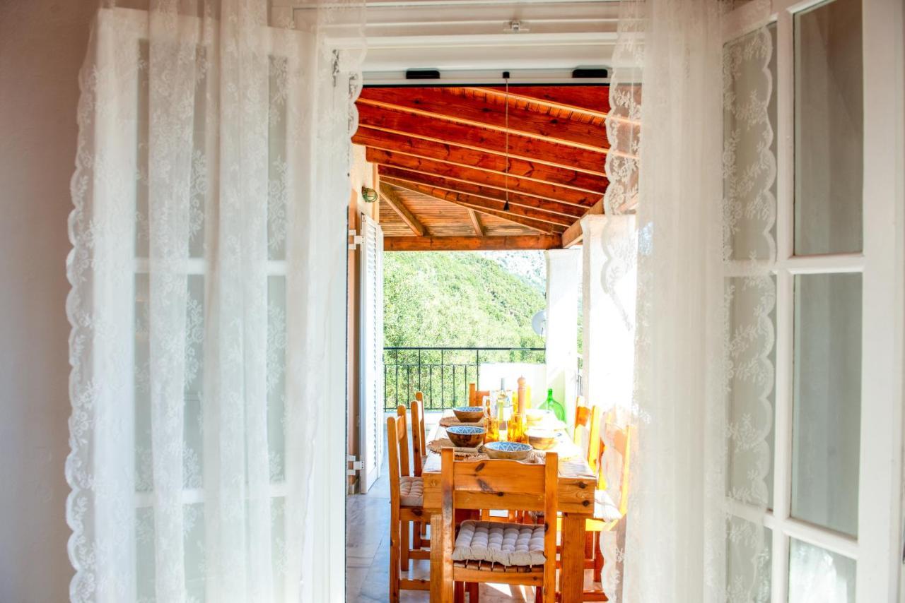Aphrodite'S Maisonette On Corfu Island Barbati Exterior photo