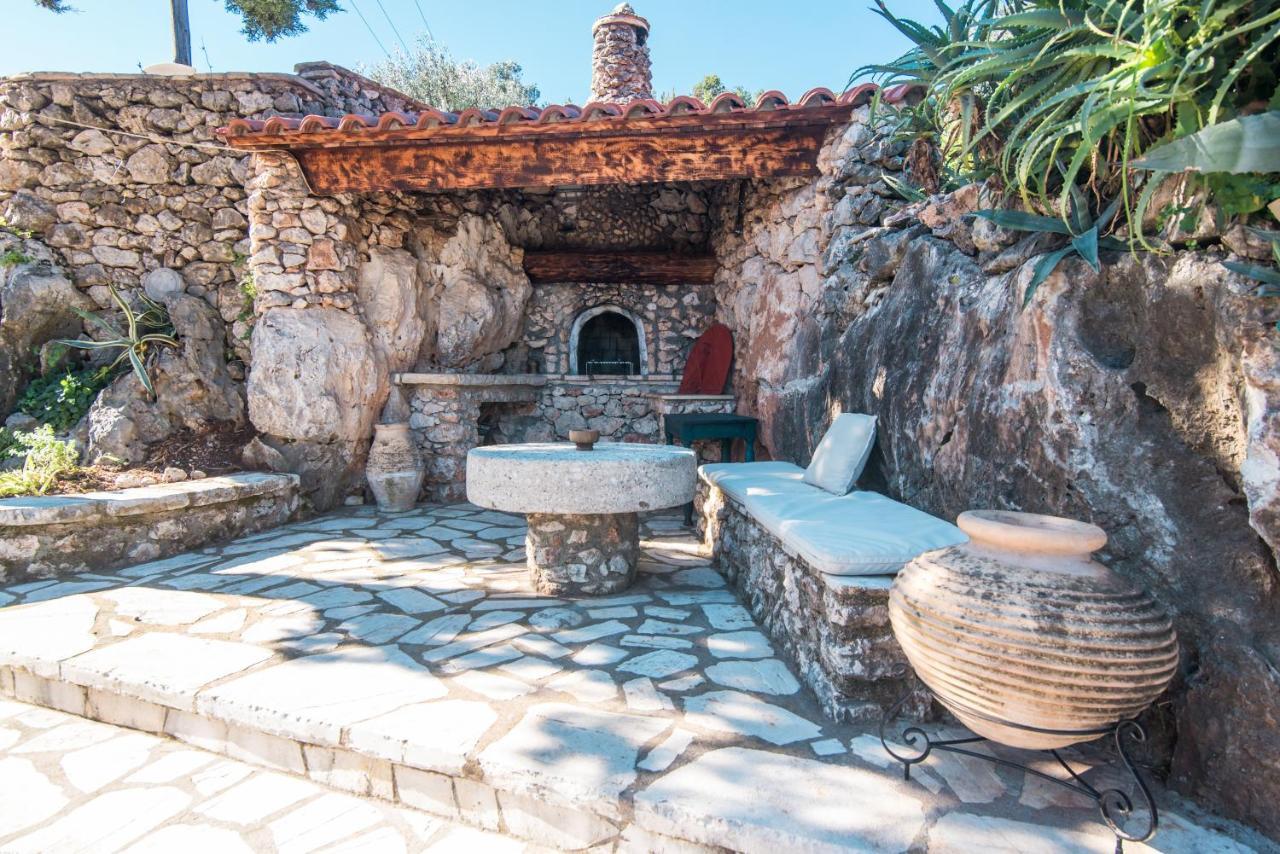 Aphrodite'S Maisonette On Corfu Island Barbati Exterior photo